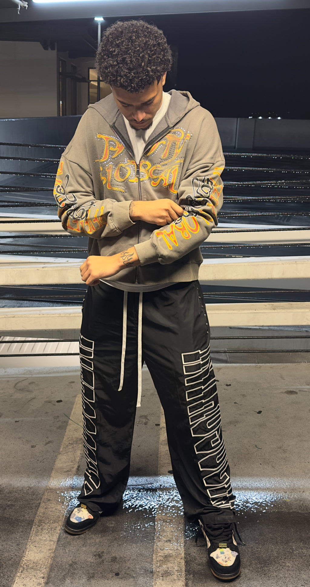 “Pfiffty Global” Zip Up