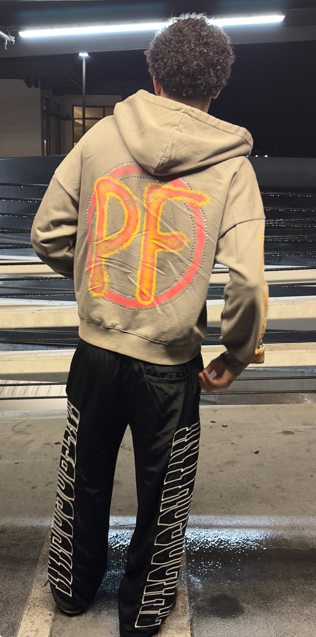 “Pfiffty Global” Zip Up