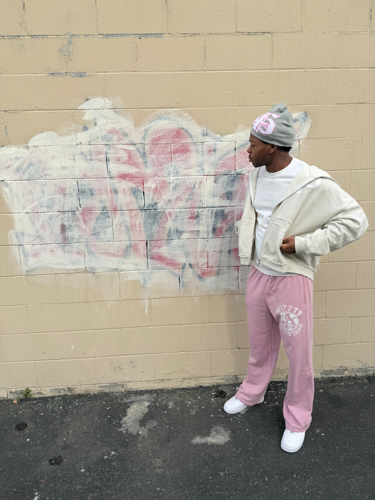 “STRAWBERRY SHORTCAKE” SWEATPANTS